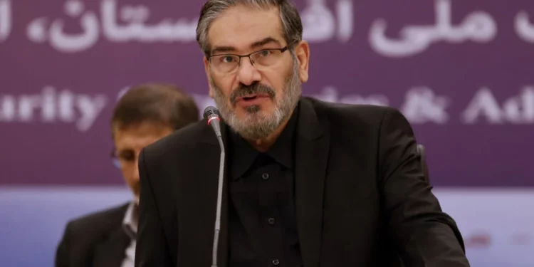 Ali Shamkhani, secretario del Consejo Supremo de Seguridad Nacional de Irán, habla durante la primera reunión de secretarios de seguridad nacional en la capital iraní, Teherán, el 26 de septiembre de 2018. (ATTA KENARE / AFP)