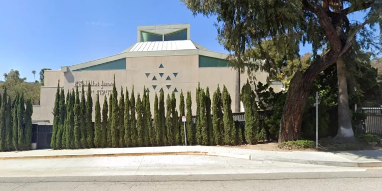 Congregación Reconstruccionista Kehillat Israel en Pacific Palisades, California, tal como se veía en mayo de 2024. (Google Maps vía JTA)