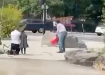 La policía de Montreal investiga el ataque a un hombre judío delante de sus dos hijos