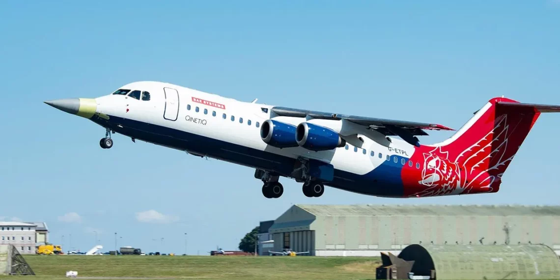 Un Avro RJ100 civil se convierte en un demostrador de tecnología militar secreta