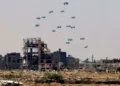 120 toneladas de ayuda lanzadas a Gaza mientras Canadá se une a la misión internacional