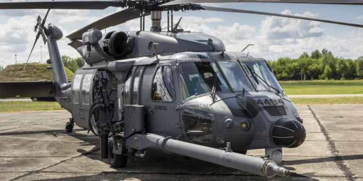 Helicópteros HH-60W se despliegan en Hungría para operaciones con fuego real