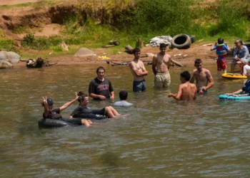 Disminuyen temperaturas en Israel tras ola de calor que causó 3 muertes