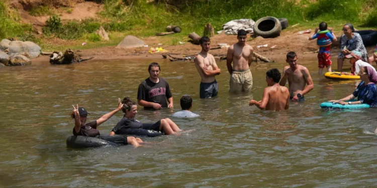 Disminuyen temperaturas en Israel tras ola de calor que causó 3 muertes