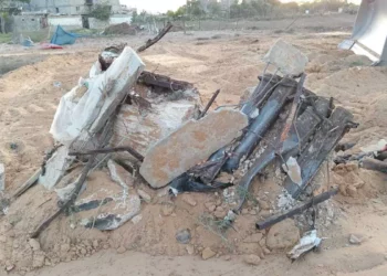 Tropas israelíes destruyen lanzacohetes en el sur de Gaza