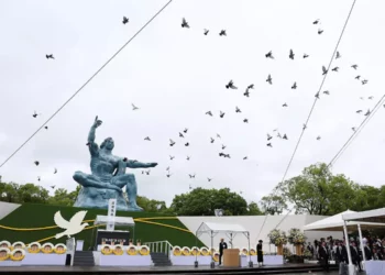 Enviado israelí asiste a la 80.ª conmemoración de la bomba atómica de Nagasaki