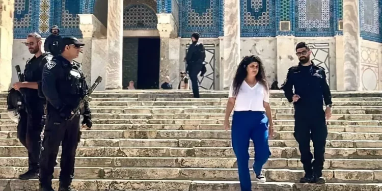 Viceministra de Relaciones Exteriores visita el Monte del Templo