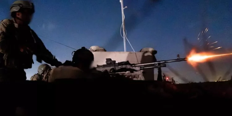 Las FDI atacaron docenas de objetivos terroristas en Gaza