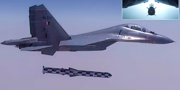 Ataque con misiles BrahMos indios destruyó F-16 paquistaníes en hangares