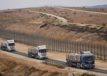 380 camiones de ayuda ingresaron a Gaza el miércoles