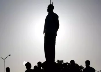 Irán dice que ejecutó a científico nuclear por pasar secretos al Mossad